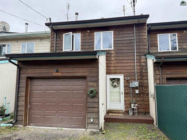 Townhouse for sale