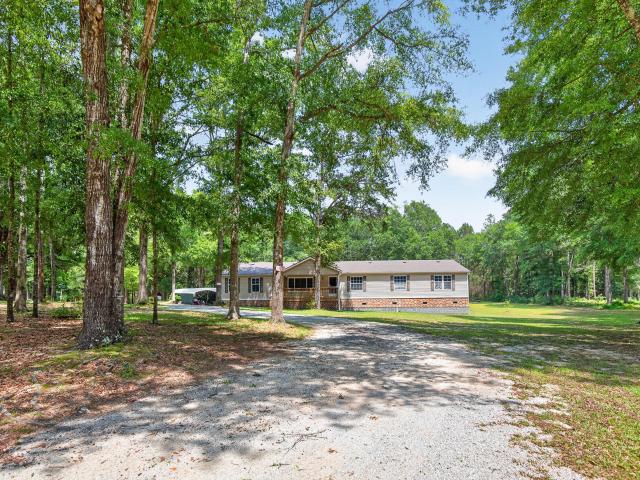House for sale in Summerton, South Carolina