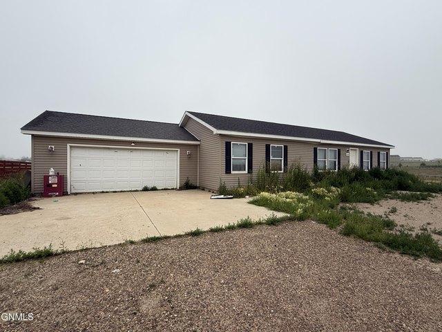 House for sale in Watford City, North Dakota