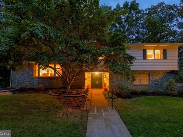 House for sale in Akron, Lancaster County