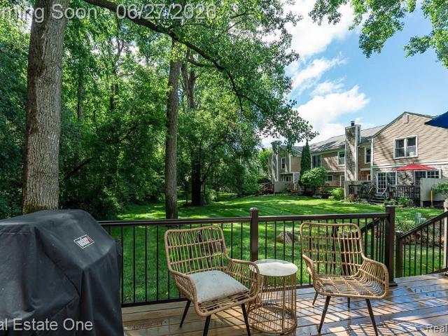 Condo for sale in Rochester Hills, Michigan