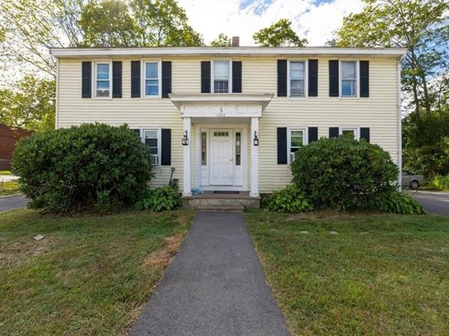 House for sale in Dracut, Massachusetts