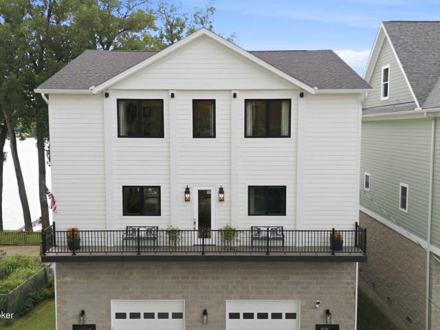 House for sale in Prospect, Kentucky