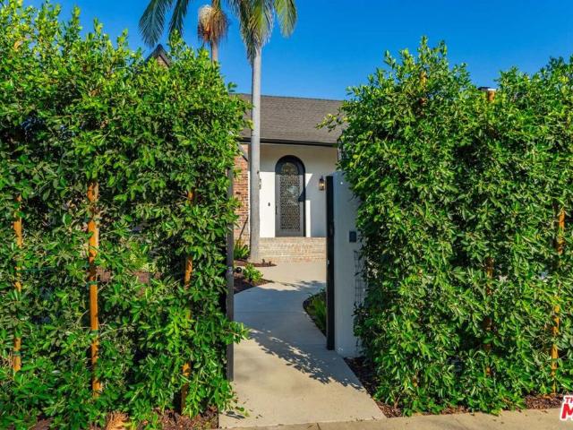 Property for rent in Canoga Park, California