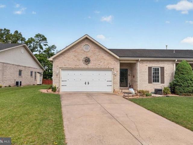 Townhouse for sale in Virginia