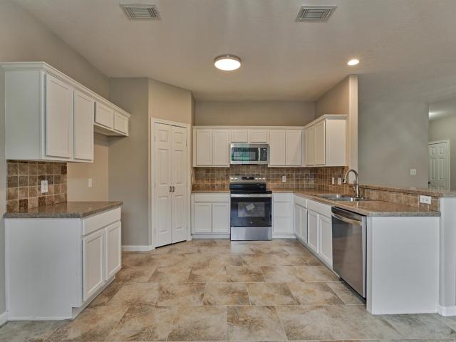 House for sale in Willis