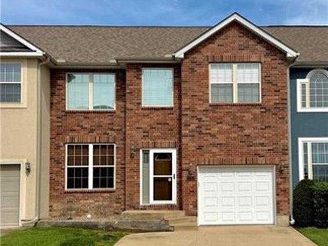 Townhouse for sale in Warrensburg, Missouri
