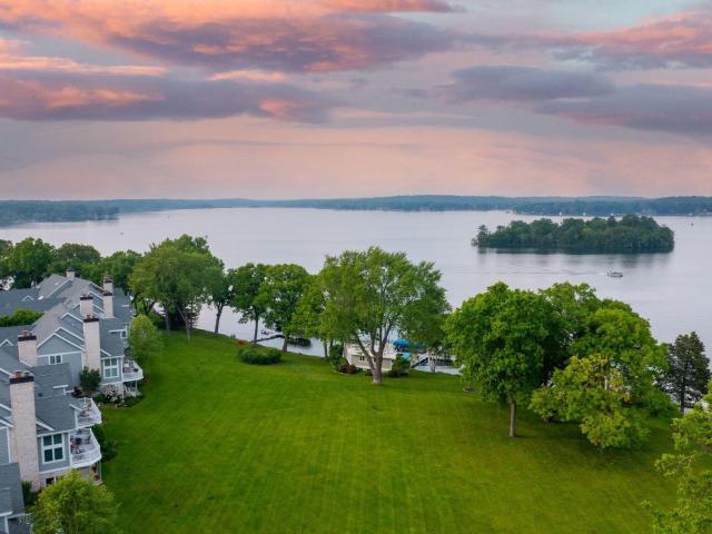 Condo for sale in Delafield