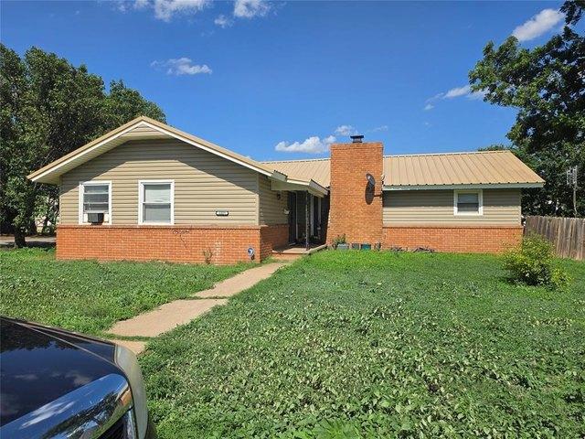 House for sale in Washita, Oklahoma