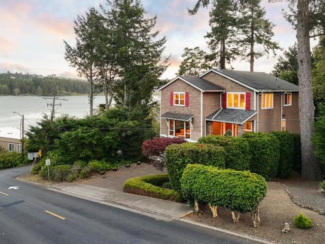 House for sale in Oceanlake, Lincoln City