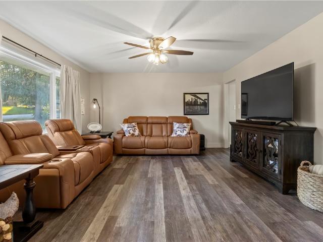 House for sale in Harrison, Boone County