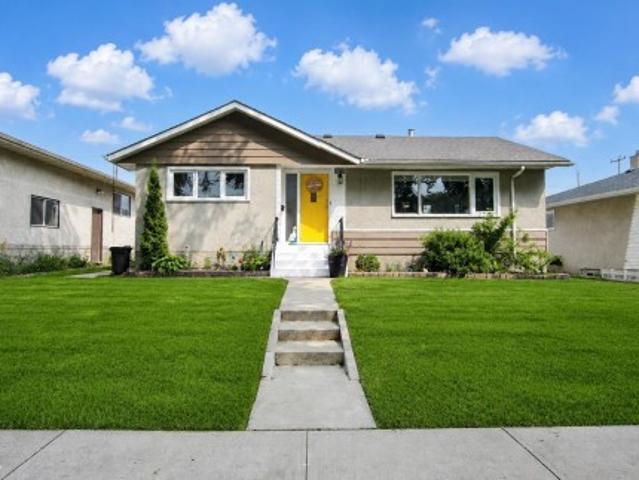 House for sale in Wedgewood, Alberta