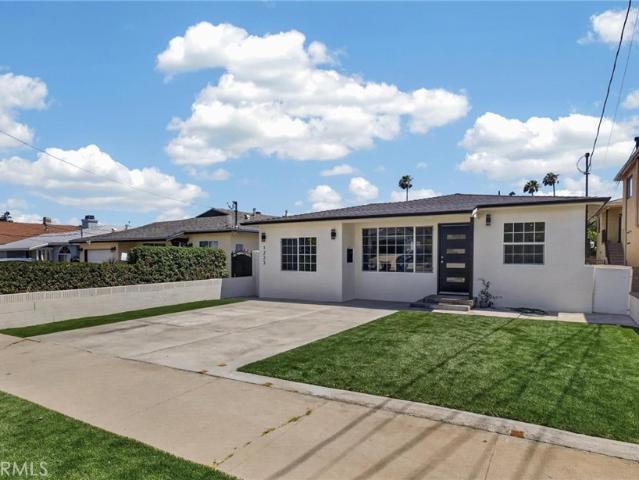 House for sale in Canoga Park, California
