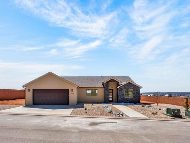 House for sale in Hildale, Utah