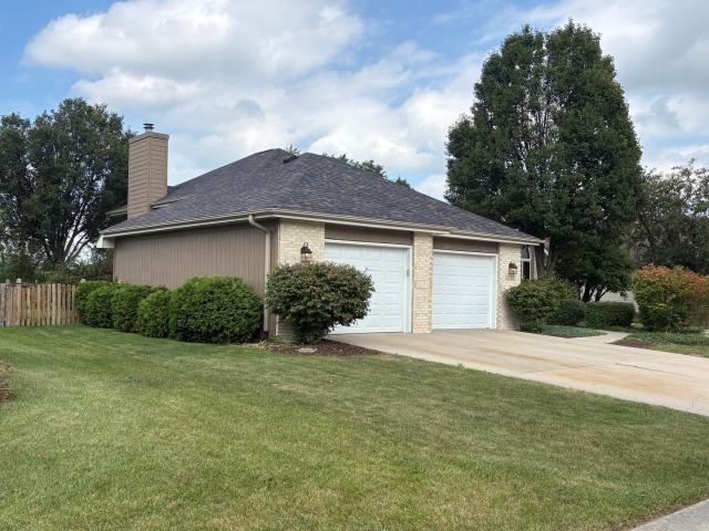 House for sale in Shorewood, Illinois