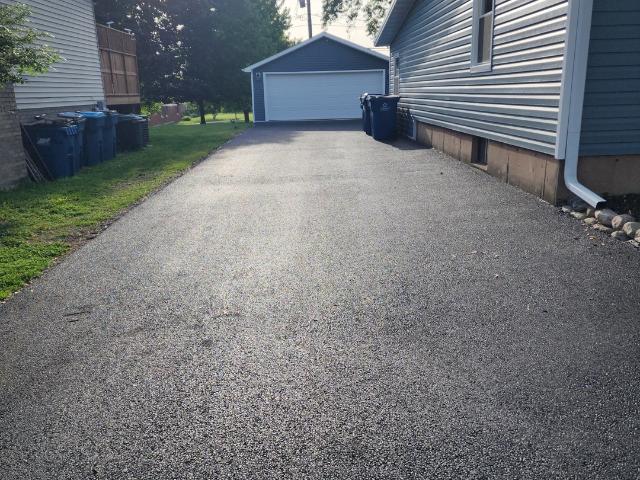 House for sale in Alsip, Illinois