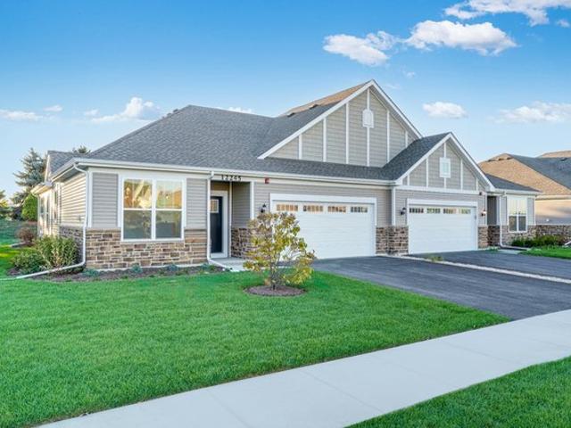 Condo for sale in Mchenry, Illinois
