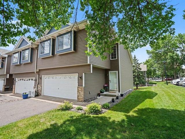 Townhouse for sale in Blaine, Anoka County