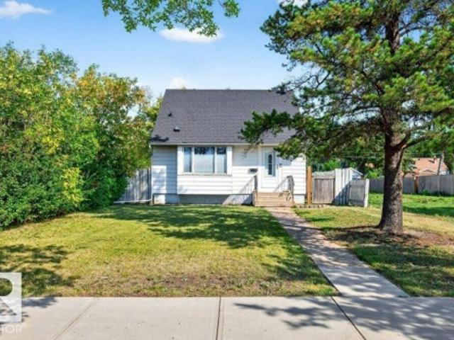 House for sale in Wedgewood, Alberta