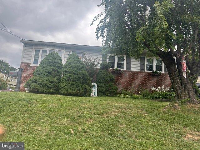 House for sale in Rydal, Pennsylvania
