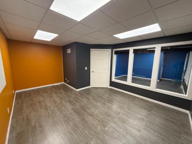 Property for rent in Crestwood Apartments, Davenport