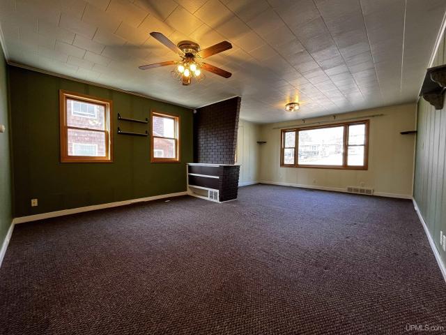 House for sale in Houghton, Michigan