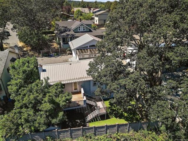 House for sale in Saanich, British Columbia