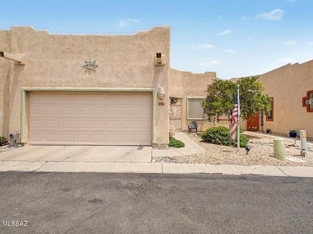 Townhouse for sale in Green Valley, Arizona