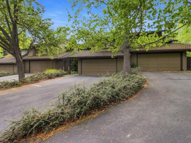Townhouse for sale in San Mateo, California