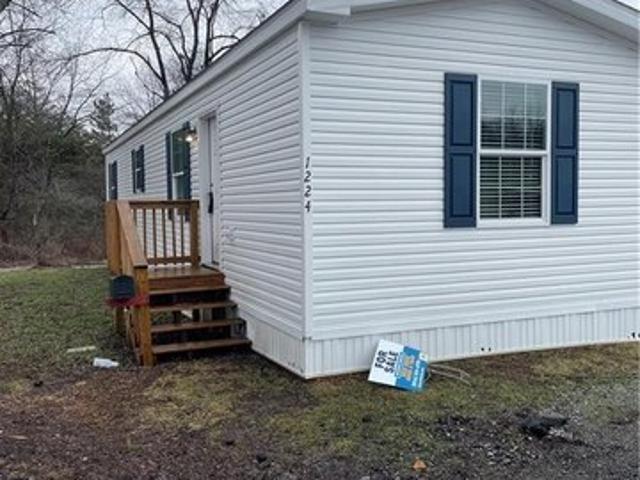 House for sale in Atlasburg, Pennsylvania