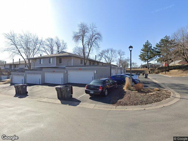Townhouse for sale in Hopkins, Hennepin County