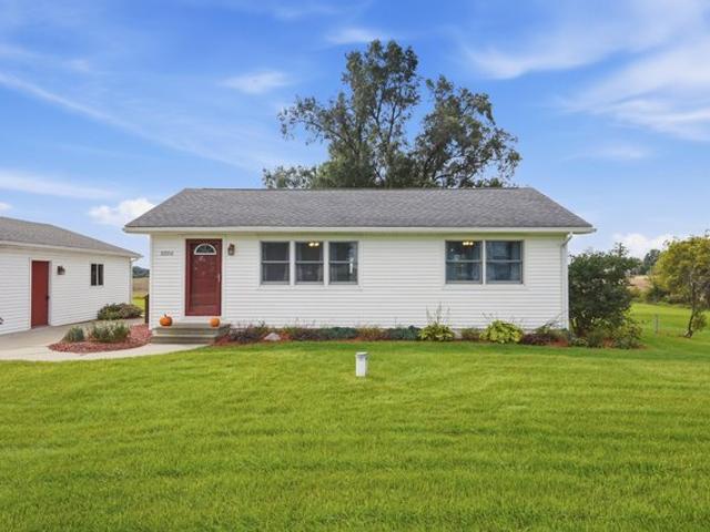 House for sale in Grass Lake, Jackson County