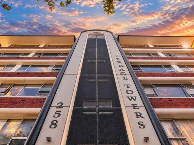 Apartment for rent in Mechanics Bay, Auckland