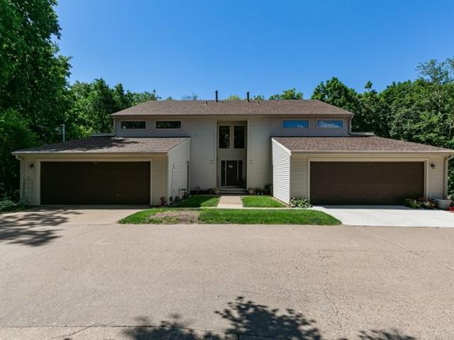 Condo for sale in Moline, Illinois