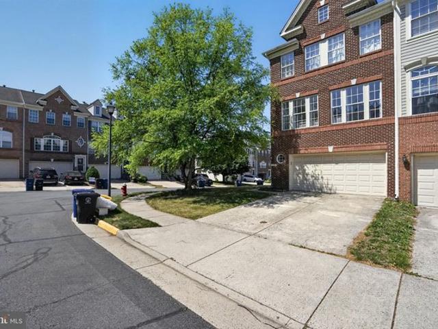 Townhouse for sale in Virginia