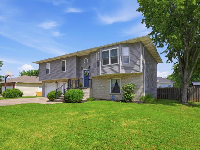 House for sale in Carthage, Missouri