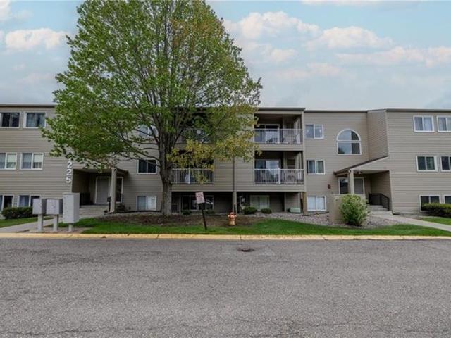 Condo for sale in Ramsey, Minnesota
