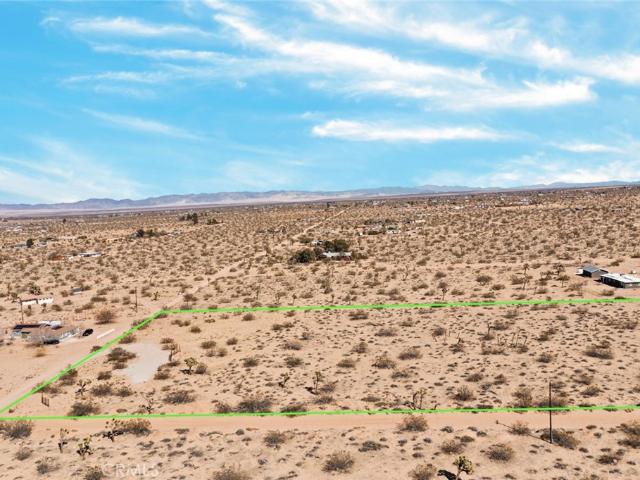 Commercial for sale in Landers, California