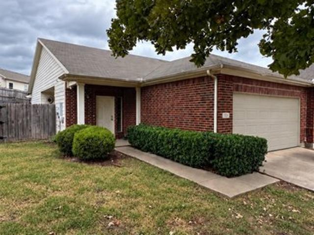 Townhouse for sale in Fort Worth, Tarrant County