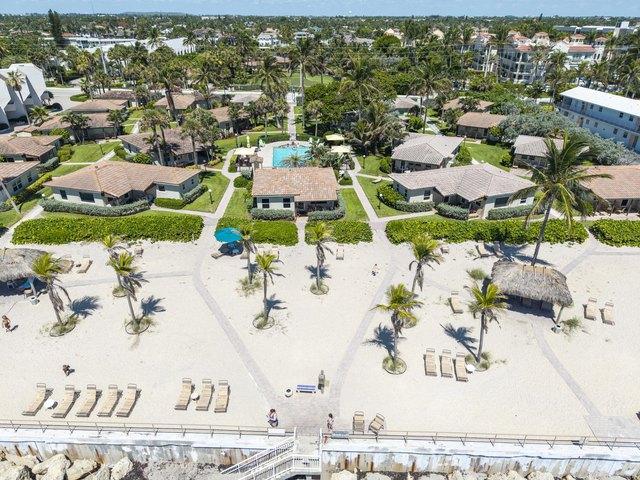 Condo for sale in Hillsboro Beach, Florida