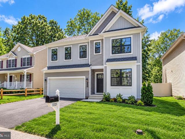 House for sale in Shady Side, Maryland