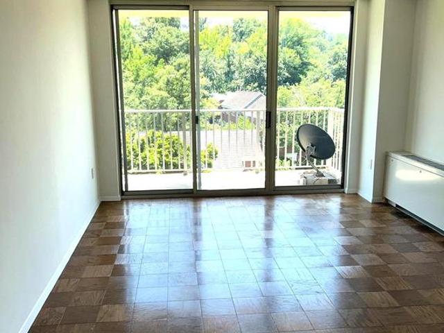 Condo for sale in Virginia