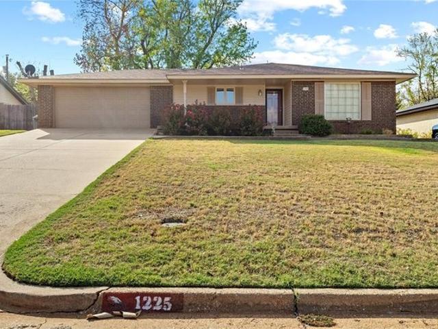 House for sale in Weatherford, Custer County