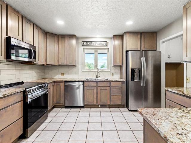 House for sale in Weatherford, Custer County