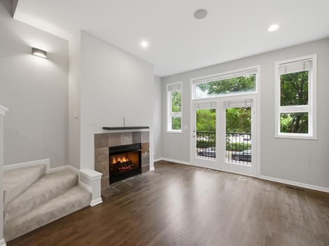 Townhouse for sale in Chicago Park, Illinois