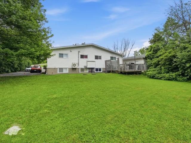 Apartment for rent in Mulhurst Bay, Ontario