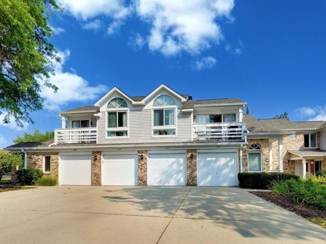 Townhouse for sale in Buffalo Grove, Illinois