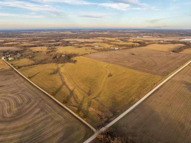 Farm for sale in Garden City, Missouri