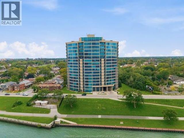 Condo for sale in Walkerville, Windsor