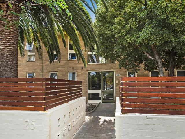 Apartment for rent in Glen Huntly, Melbourne
